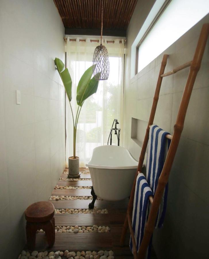 Ahana Resort El Nido Esterno foto